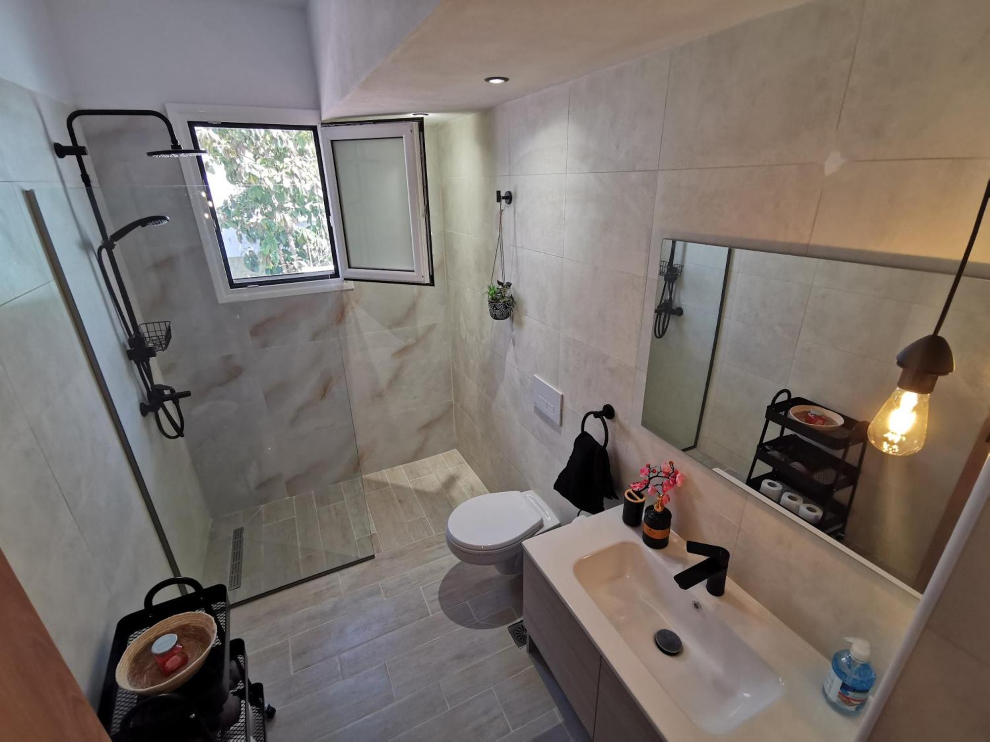 Mika's B Luxury House Near Faliraki Lejlighed *